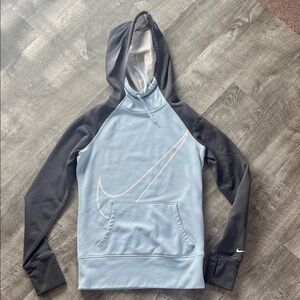 Nike Women’s Therma-fit Blue and Gray Hoodie
